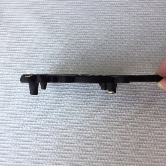 Small Cast Iron Metal Trivet Wall Hanging Spoon Rest Floral Flower Painted Vtg - Picture 9 of 12